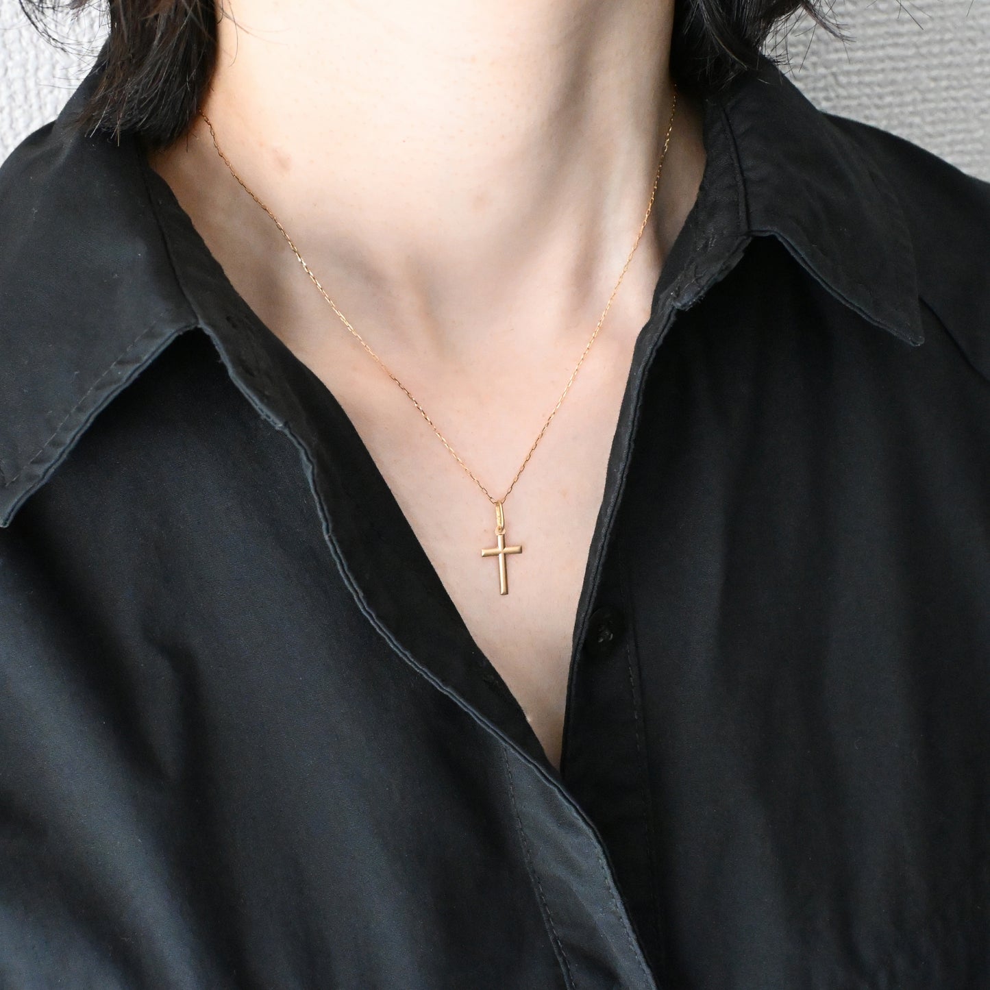 十字架ペンダント（ラウンド） 13mm